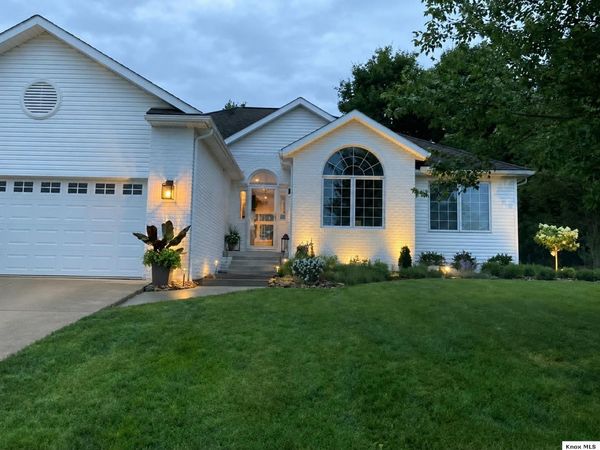 53 Woodlake Trail, Mount Vernon, OH 43050