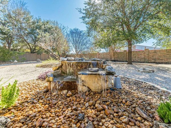 1739 Oakmont Cir, New Braunfels, TX 78132