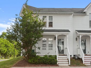 1280 VICTORIAN VILLAGE DR, HARRISONBURG, VA 22802