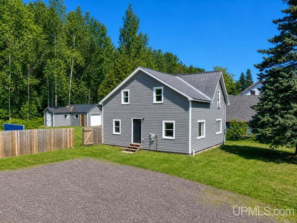 42731 Wilson Memorial Drive, Chassell Twp, MI 49916