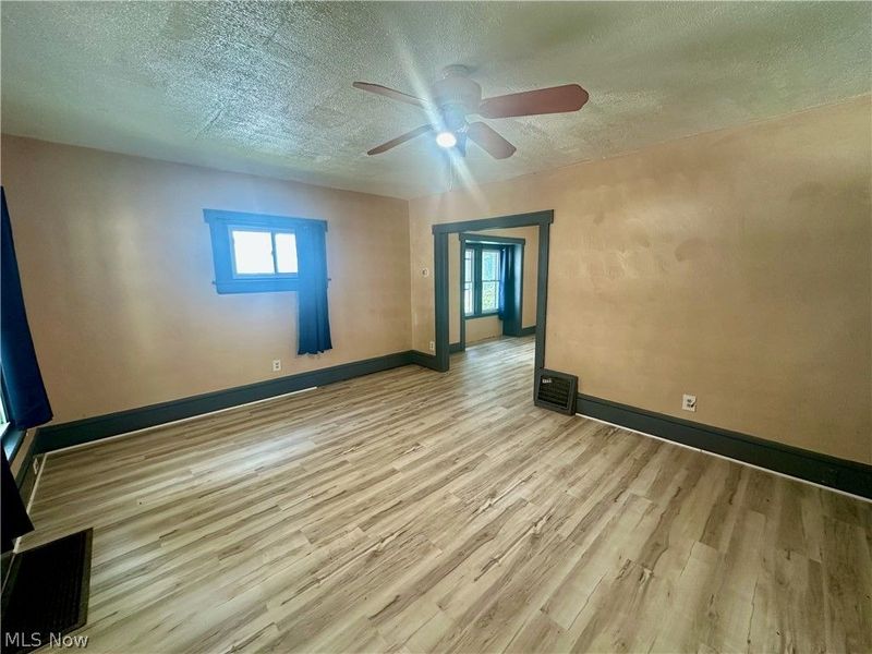 280 Lake Street, Akron, OH 44301 Photo 3