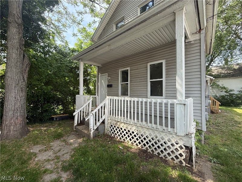 289 Sumner Court , Akron, OH 44311 Photo 2