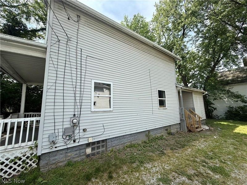 289 Sumner Court , Akron, OH 44311 Photo 3