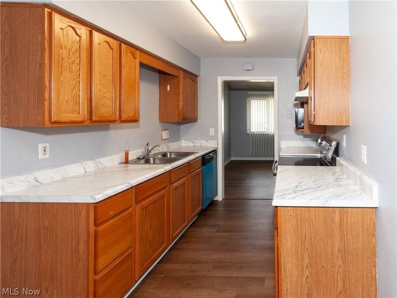 25415 Clubside Drive, Unit 9-7, North Olmsted, OH 44070 Photo 12