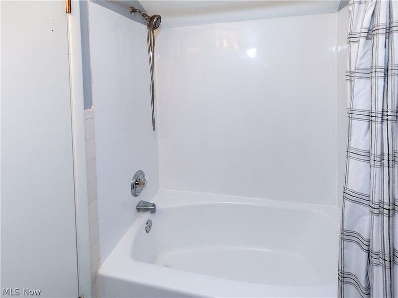 25415 Clubside Drive, Unit 9-7, North Olmsted, OH 44070 Photo 31