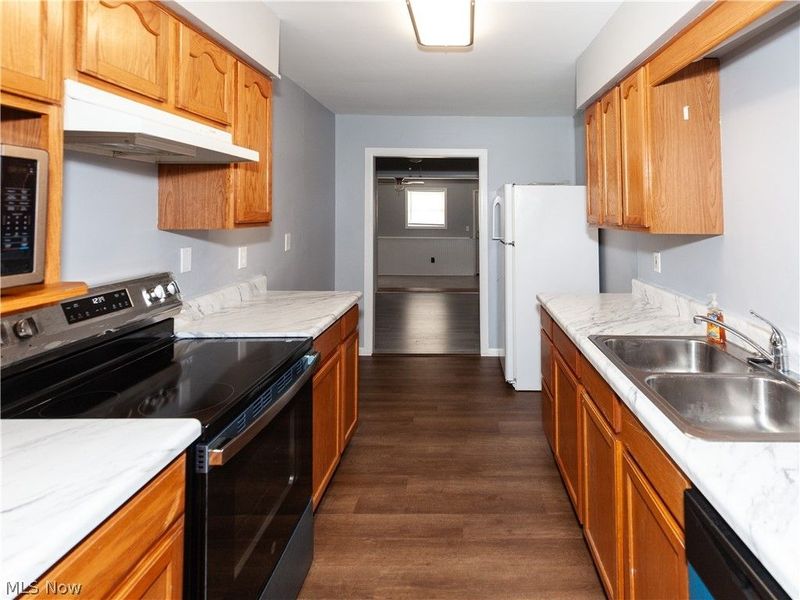 25415 Clubside Drive, Unit 9-7, North Olmsted, OH 44070 Photo 8
