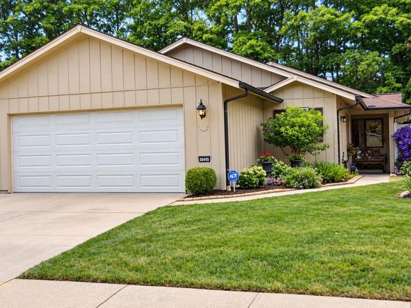 11216 Blodgett Creek Trail, Strongsville, OH 44149