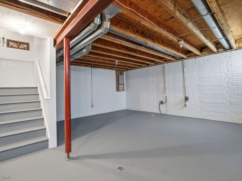 2469 W 5th Street, Cleveland, OH 44113 Photo 35
