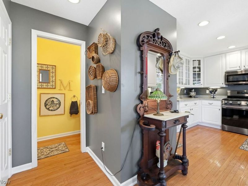2469 W 5th Street, Cleveland, OH 44113 Photo 6
