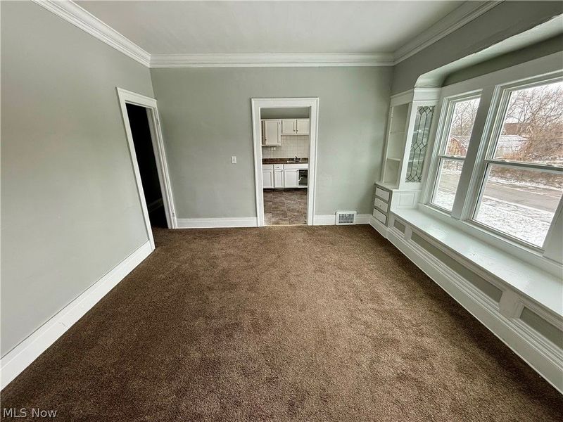 9215 Yale Avenue, Cleveland, OH 44108 Photo 14