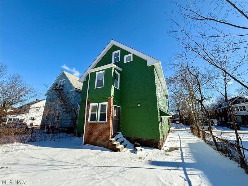 15517 Kipling Avenue, Cleveland, OH 44110 Photo 3