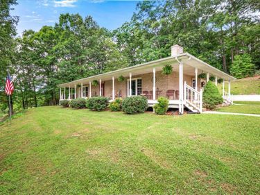 272 Locust Grove Cemetery Road, London, KY 40744