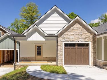 1146 Eagle Rest Drive, Grand Rivers, KY 42045