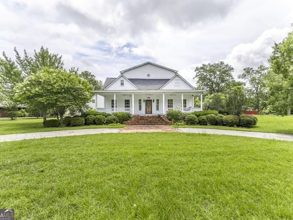 224 Oak Avenue, Pinehurst, GA 31070
