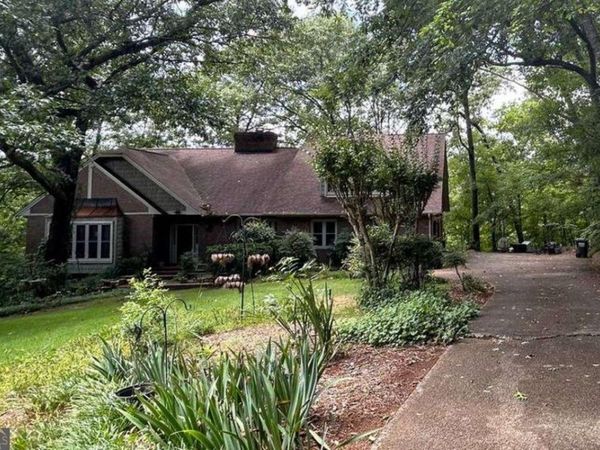 3177 Aycliff Court, Snellville, GA 30039