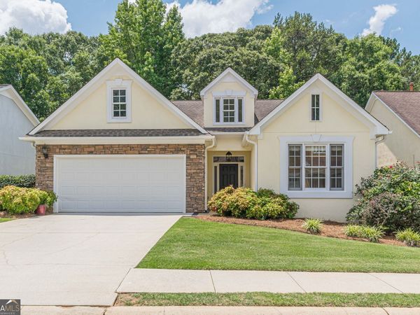 180 Innisbrook Way, Fayetteville, GA 30214