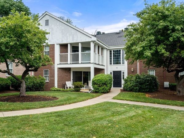 55 Brian Dr, Unit D, Stoughton, MA 02072