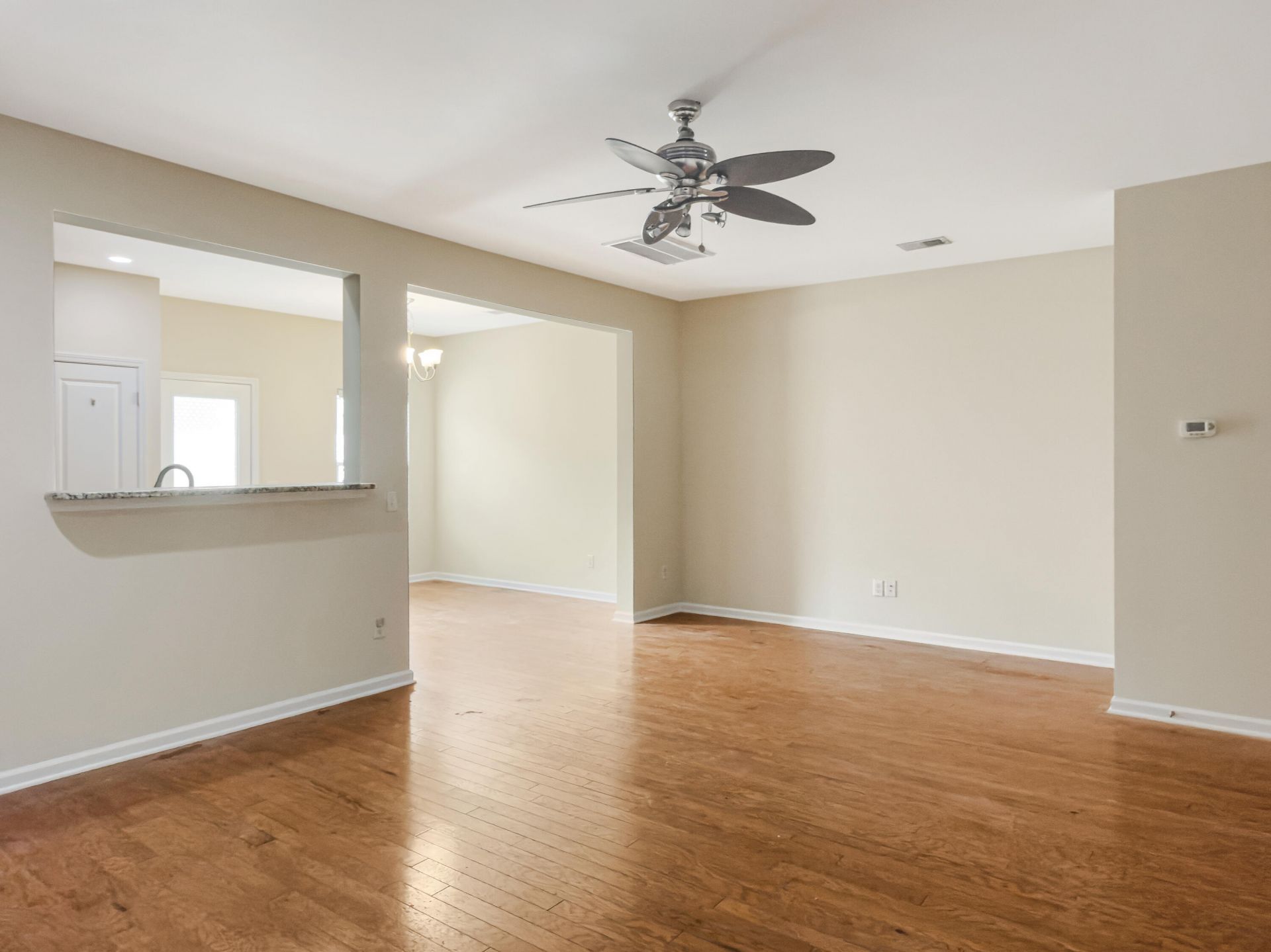 1083 Bennington Drive Photo 14
