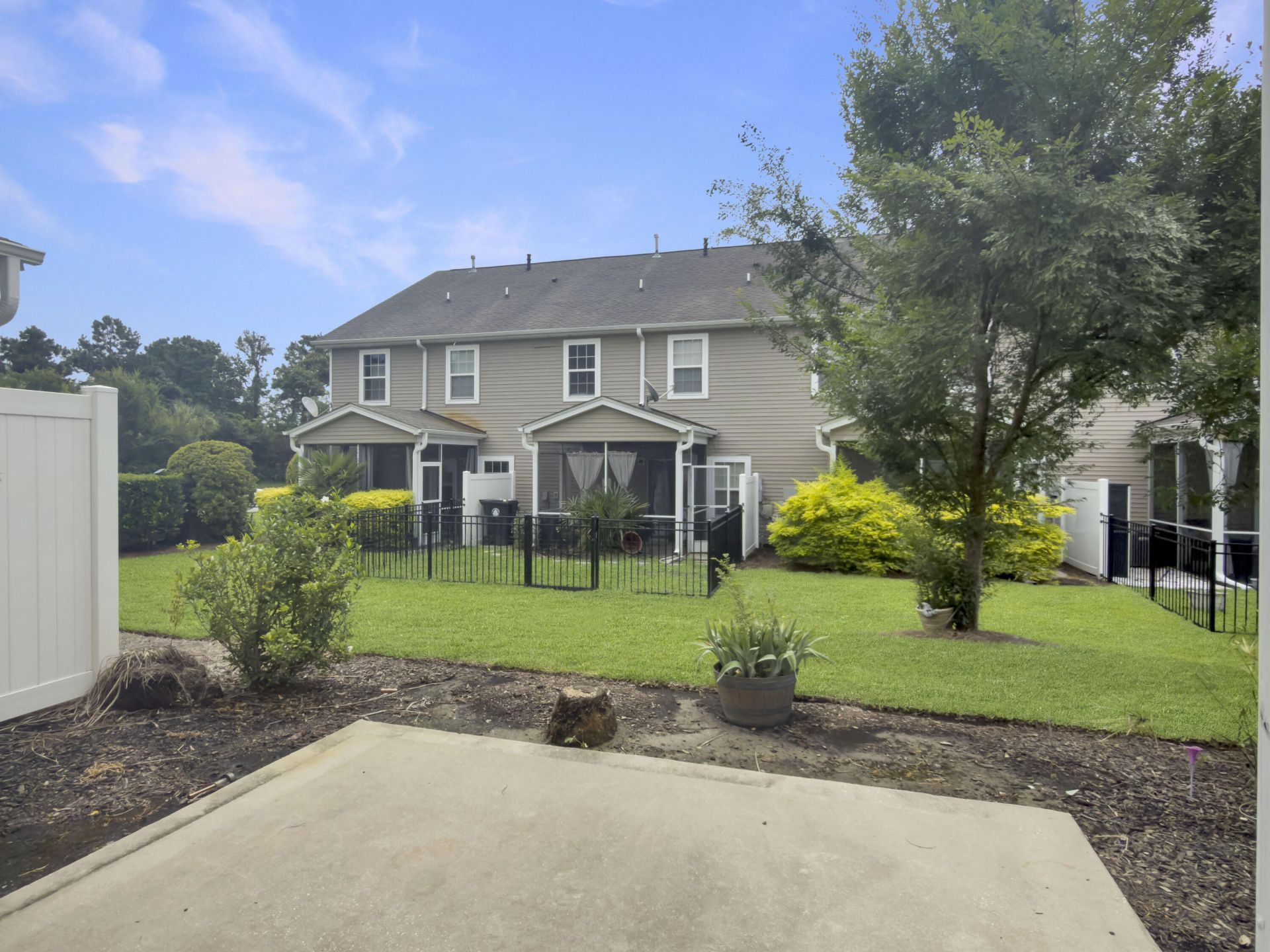 1083 Bennington Drive Photo 26