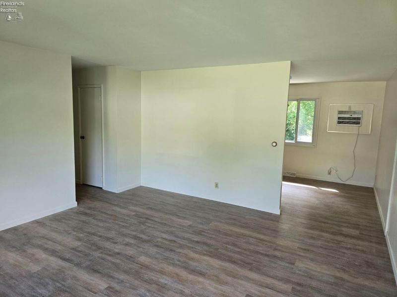 1460 Dixon Drive, Sandusky, OH 44870 Photo 4