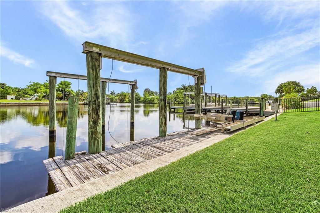 2068 Club House Rd, North Fort Myers, FL 33917 Photo