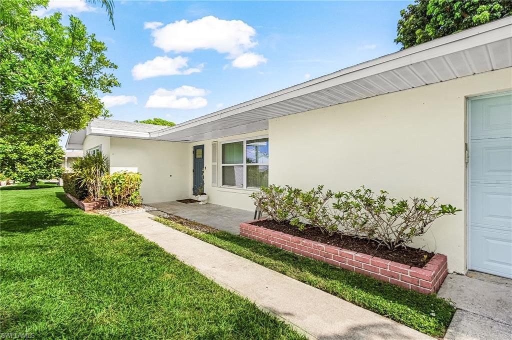 2068 Club House Rd, North Fort Myers, FL 33917 Photo