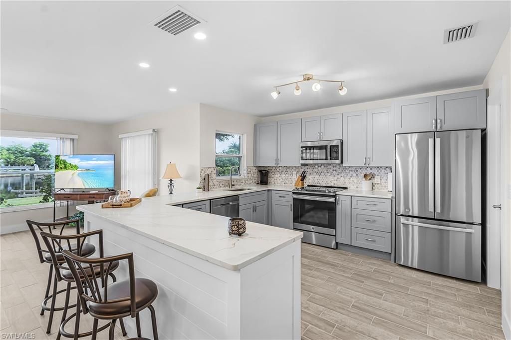 2068 Club House Rd, North Fort Myers, FL 33917 Photo