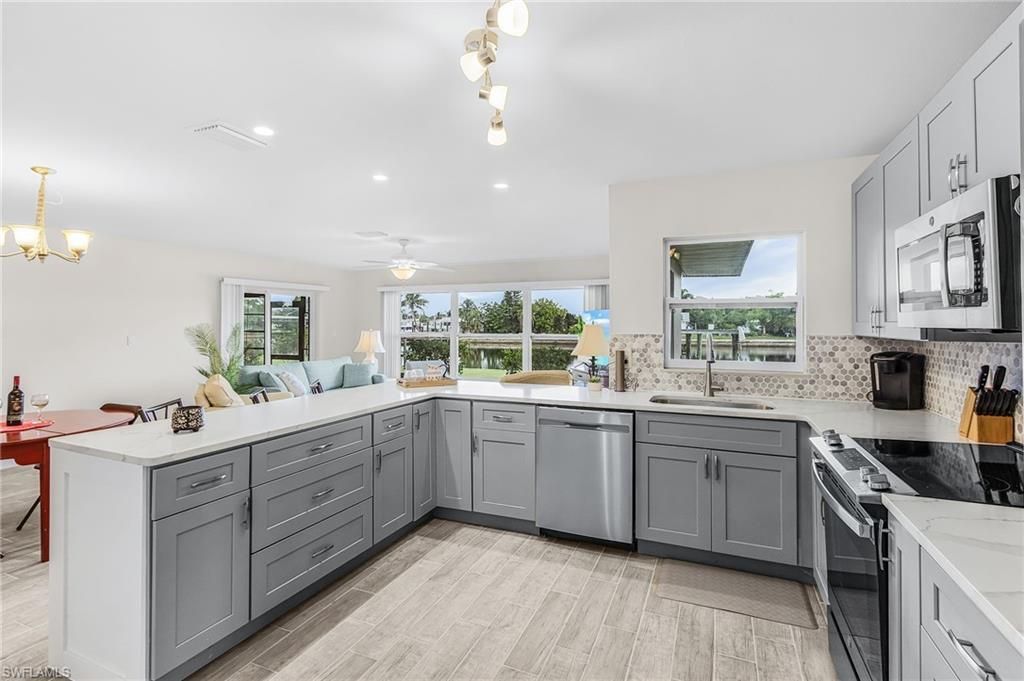 2068 Club House Rd, North Fort Myers, FL 33917 Photo