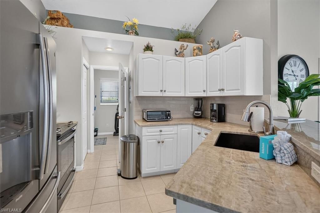 401 Donora Blvd, Fort Myers Beach, FL 33931 Photo