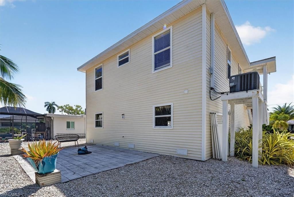 401 Donora Blvd, Fort Myers Beach, FL 33931 Photo