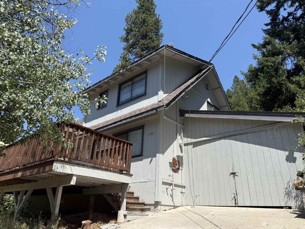2960 Highway 147, Lake Almanor, CA 93647