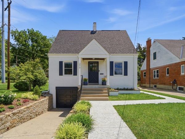 3818 Pocahontas Avenue, Mariemont, OH 45227