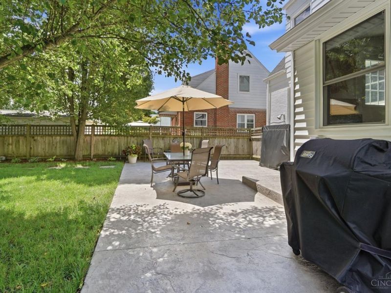 3818 Pocahontas Avenue, Mariemont, OH 45227 Photo 38
