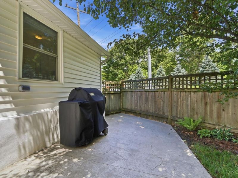 3818 Pocahontas Avenue, Mariemont, OH 45227 Photo 46