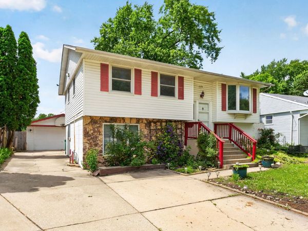 320 Hemlock Avenue , Romeoville, IL 60446