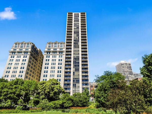 2314 N Lincoln Park West, Unit 9N, Chicago, IL 60614