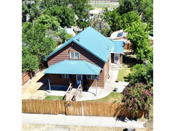 165 E JEFFERSON ST, Huntington, OR 97907