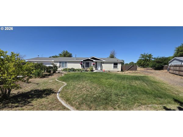 165 ESTHER CT, Irrigon, OR 97844