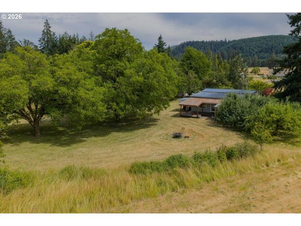 37625 SUNSET LN, Brownsville, OR 97327
