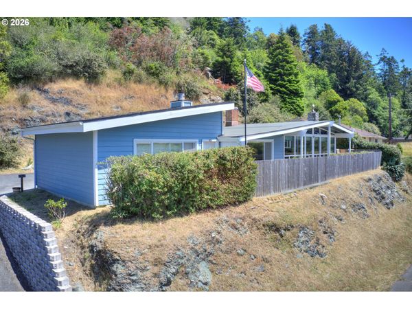 94293 JUNE ST, Gold Beach, OR 97444
