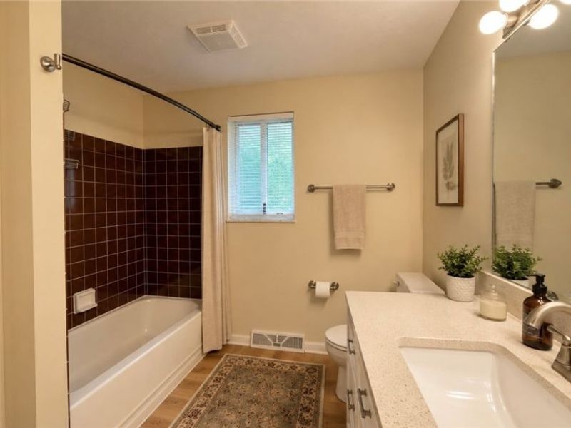 8030 Grovewood Drive, Mentor, OH 44060 Photo 16