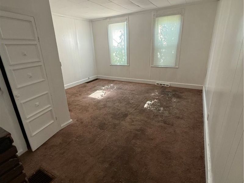 3437 E 69th Street, Cleveland, OH 44127 Photo 9