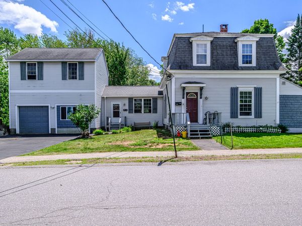 27 Bayview Street , Yarmouth, ME 04096
