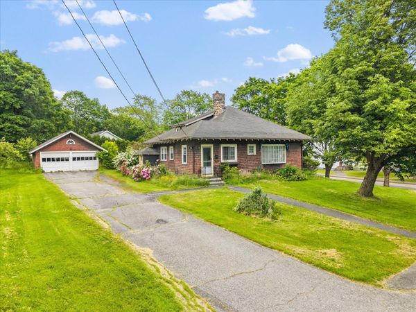 4 Park Street , Ellsworth, ME 04605