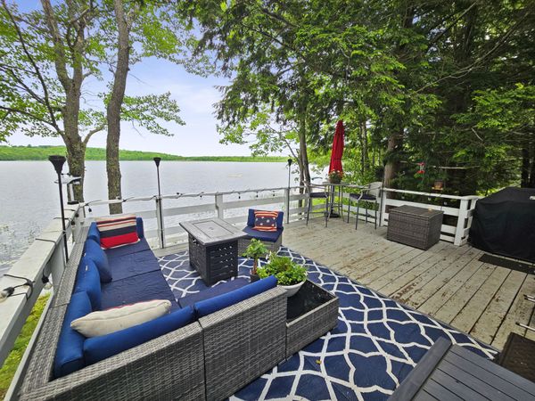 27 Loon Lane, Palmyra, ME 04965