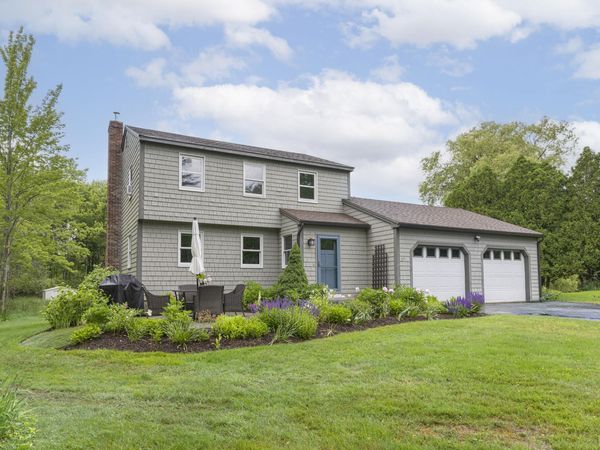 27 Gail Lane, Yarmouth, ME 04096
