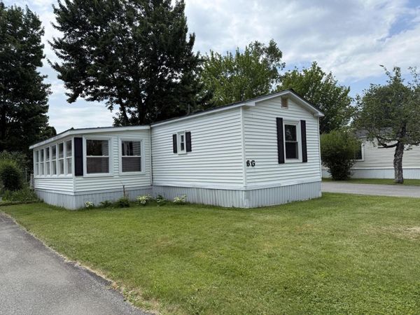6 G Street , Bangor, ME 04401