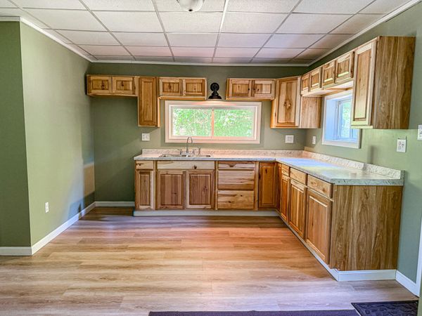 4 Pleasant Street, Mexico, ME 04257