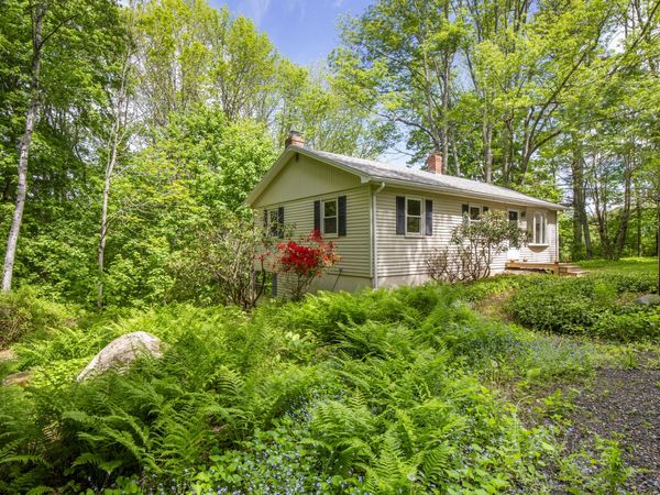 19 Robin Road, Edgecomb, ME 04556