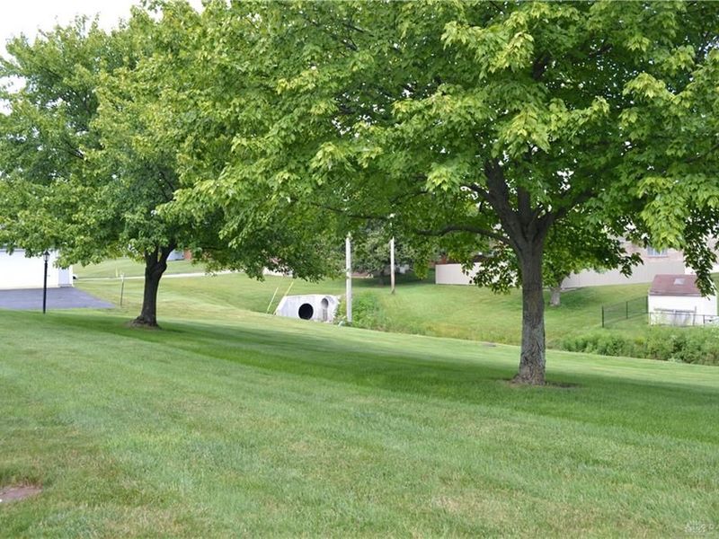 4430 E Ridgewood Road, Moorefield Township, OH 45503 Photo 3